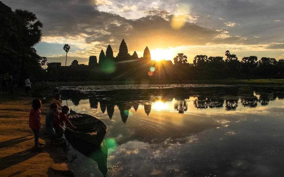 Exploring the Angkor Complex
